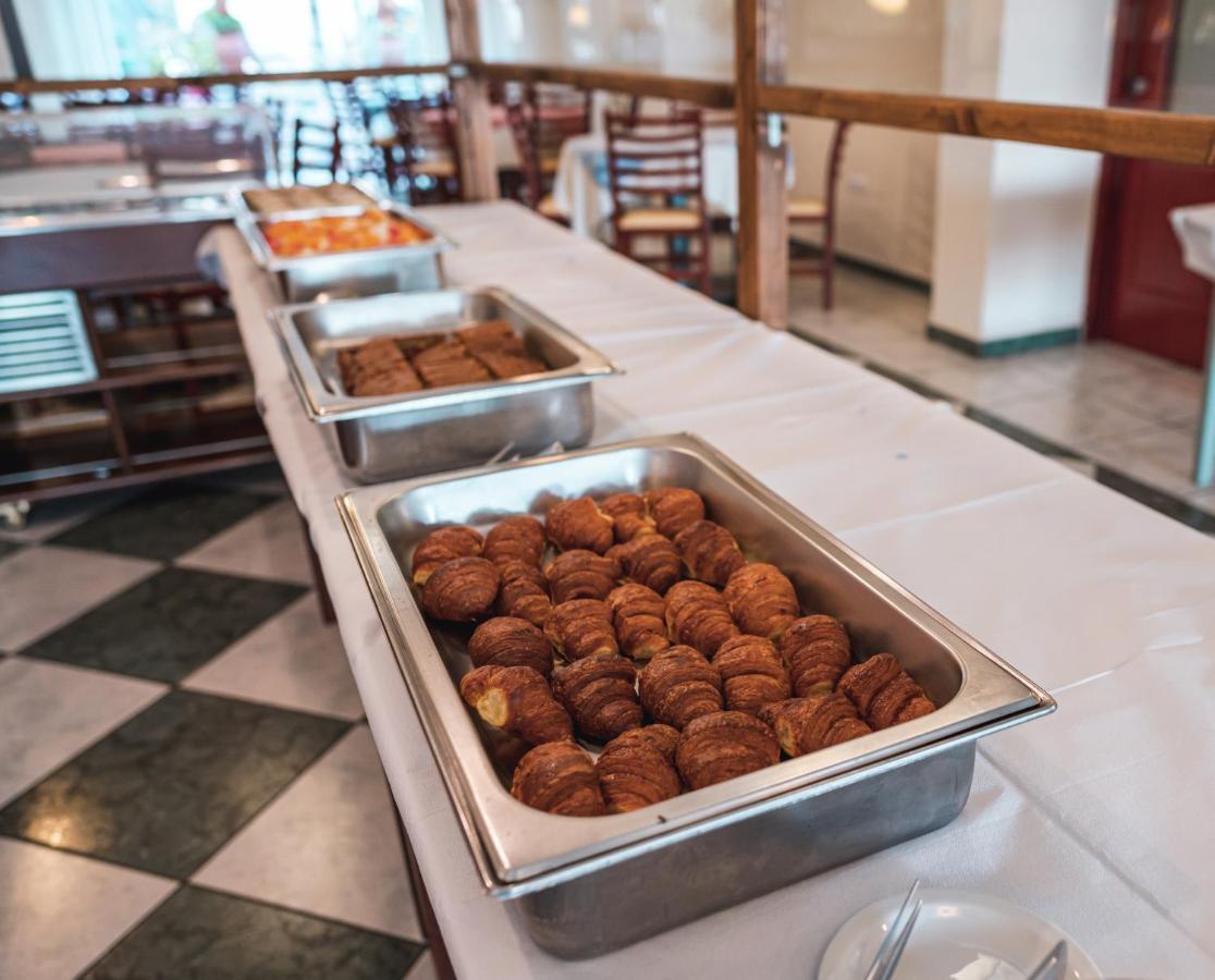 Venardos Hotel Agia Pelagia  エクステリア 写真