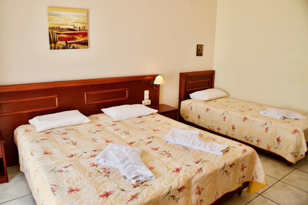 Venardos Hotel Agia Pelagia  エクステリア 写真