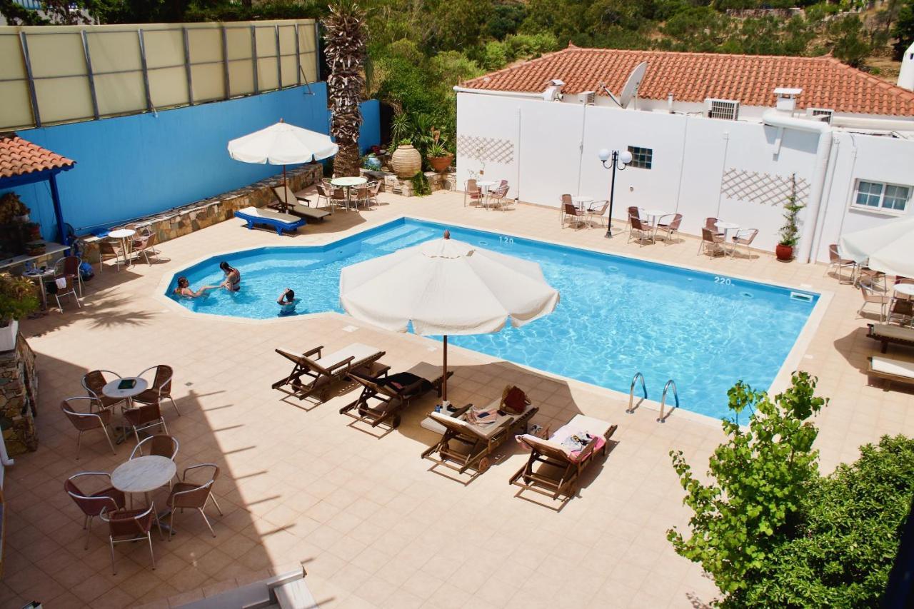 Venardos Hotel Agia Pelagia  エクステリア 写真