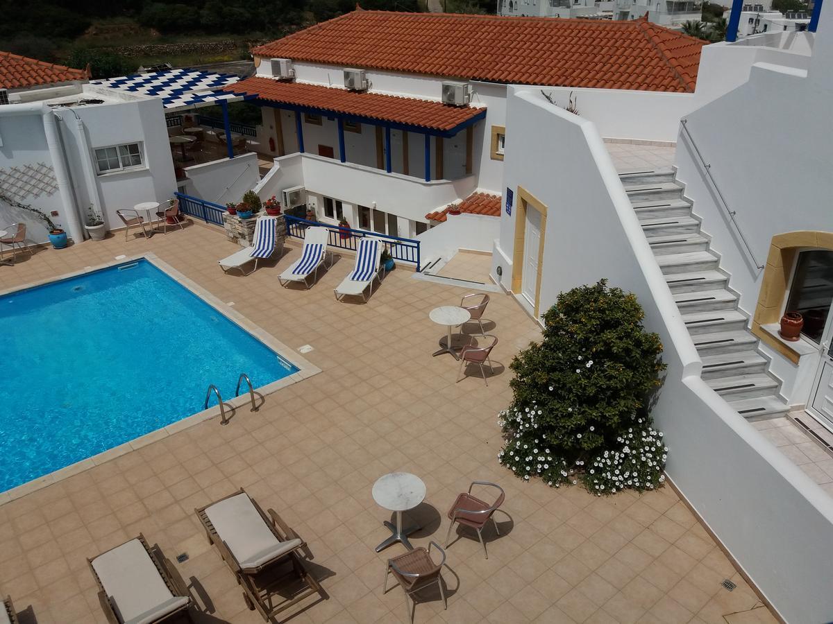 Venardos Hotel Agia Pelagia  エクステリア 写真